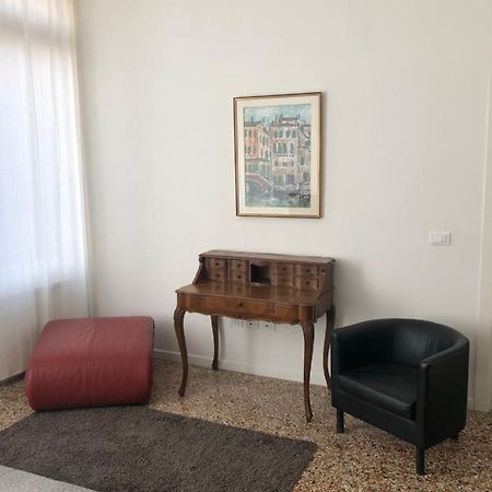 Esclusivo Appartamento A Rialto Βενετία Εξωτερικό φωτογραφία