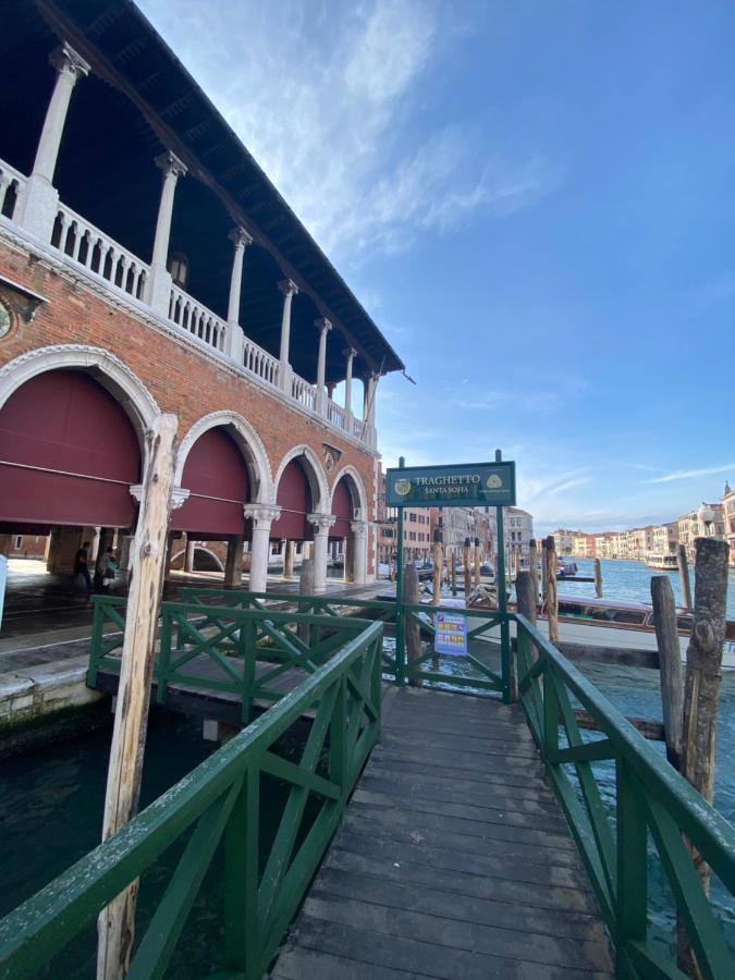 Esclusivo Appartamento A Rialto Βενετία Εξωτερικό φωτογραφία