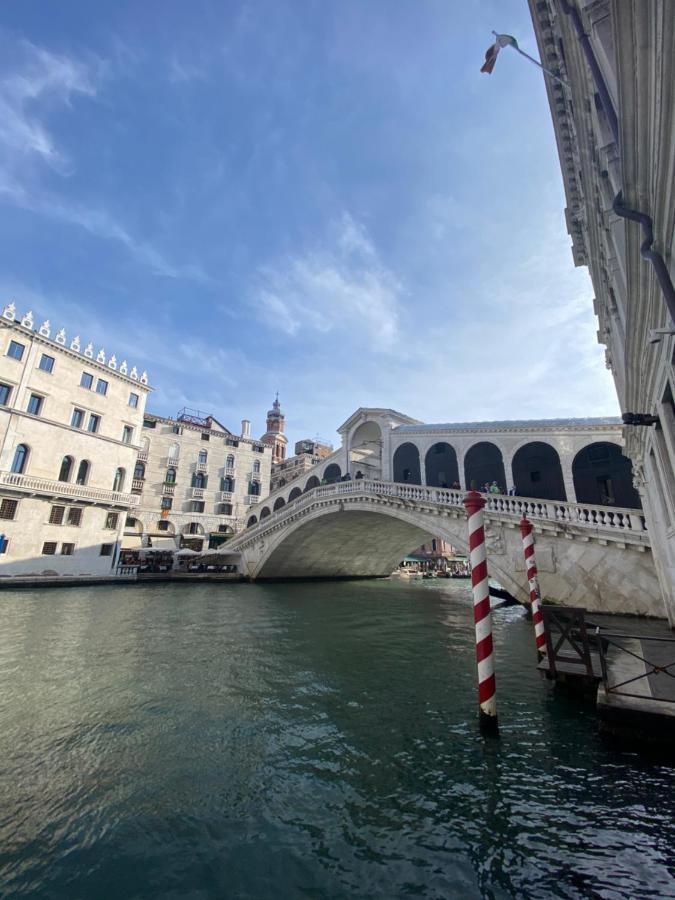 Esclusivo Appartamento A Rialto Βενετία Εξωτερικό φωτογραφία